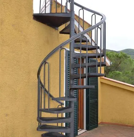 Parco Delle Ginestre ポルトフェッラーイオ